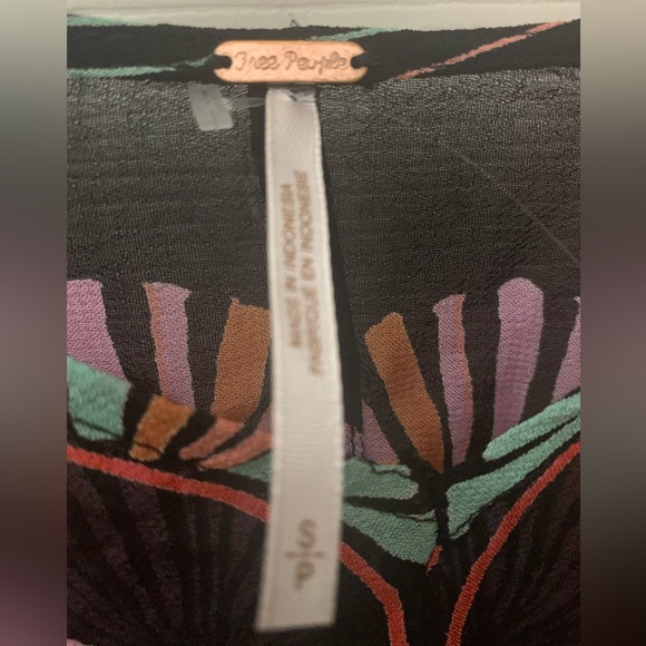 SOLD NWOT FREE PEOPLE BUTTERFLY PRINTED TOP - Picture 6 of 6